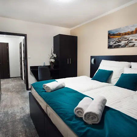 Crystal Hotel Koszyce