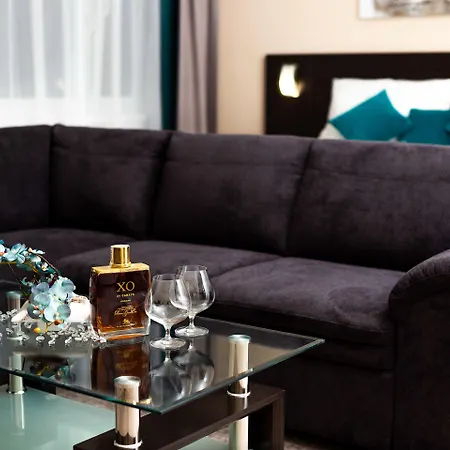 Crystal 3* קושיצה