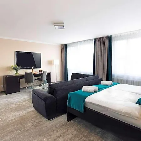 Hotel Crystal
